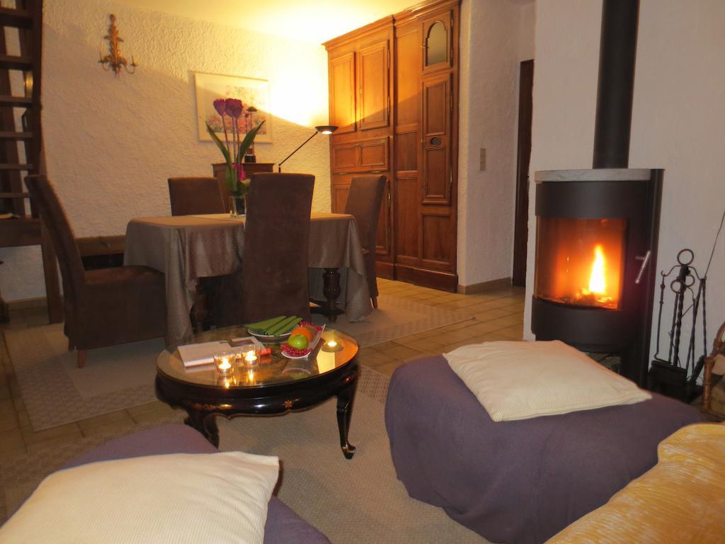 Hotel Les Ardillieres Du Pont D'Oye Habay-la-Neuve Szoba fotó